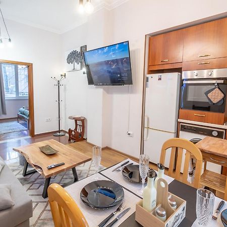 Vintage Home By Ndk And Vitosha Blvd With Free Secured Parking Sofia Exterior photo