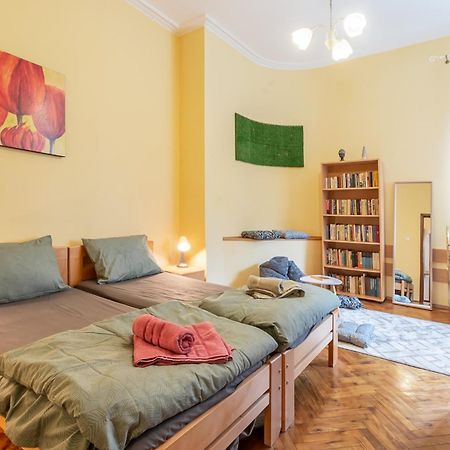 Vintage Home By Ndk And Vitosha Blvd With Free Secured Parking Sofia Exterior photo