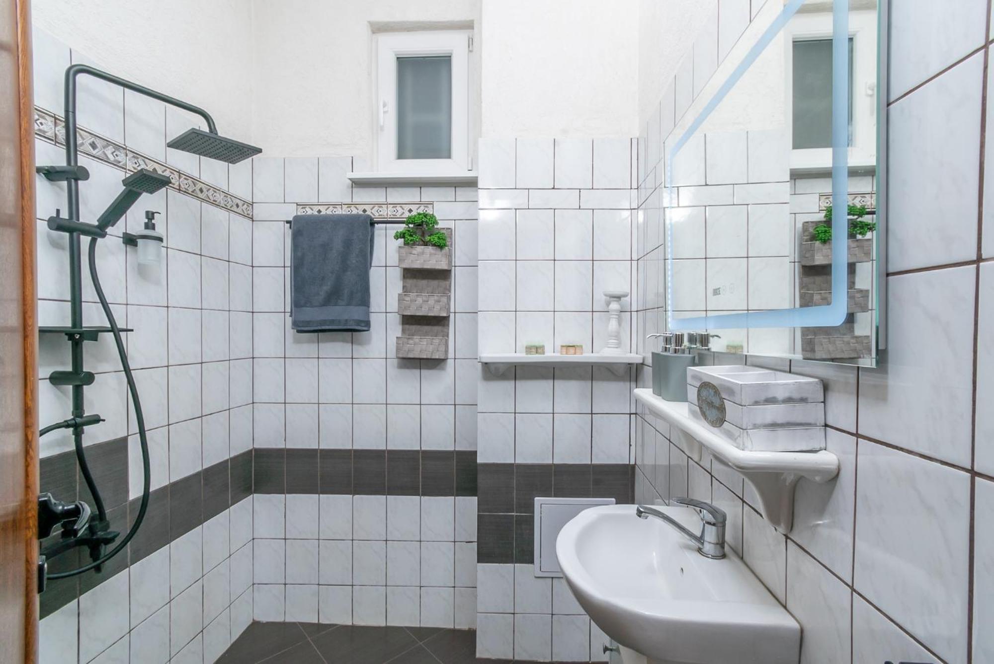 Vintage Home By Ndk And Vitosha Blvd With Free Secured Parking Sofia Exterior photo